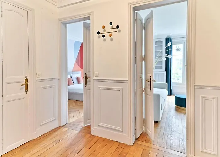 Appartement Haussmannien Lumineux Et Central- II